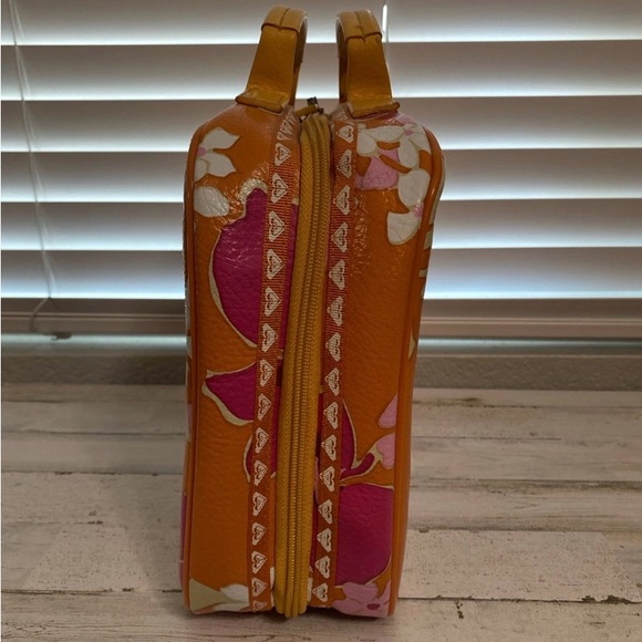 Roxy Quicksilver Floral Cosmetic Luggage Bag for Travel - Picture 4 of 12